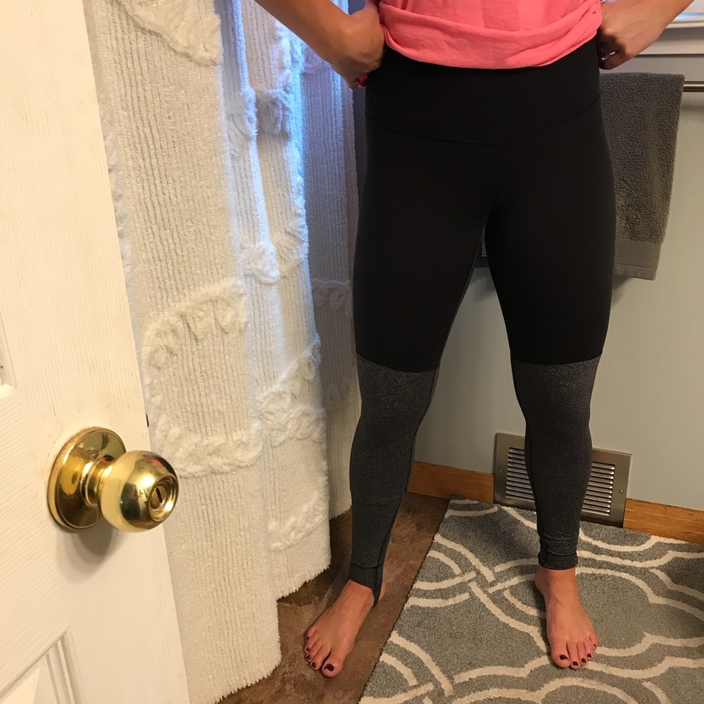 Lululemon leggings size 4